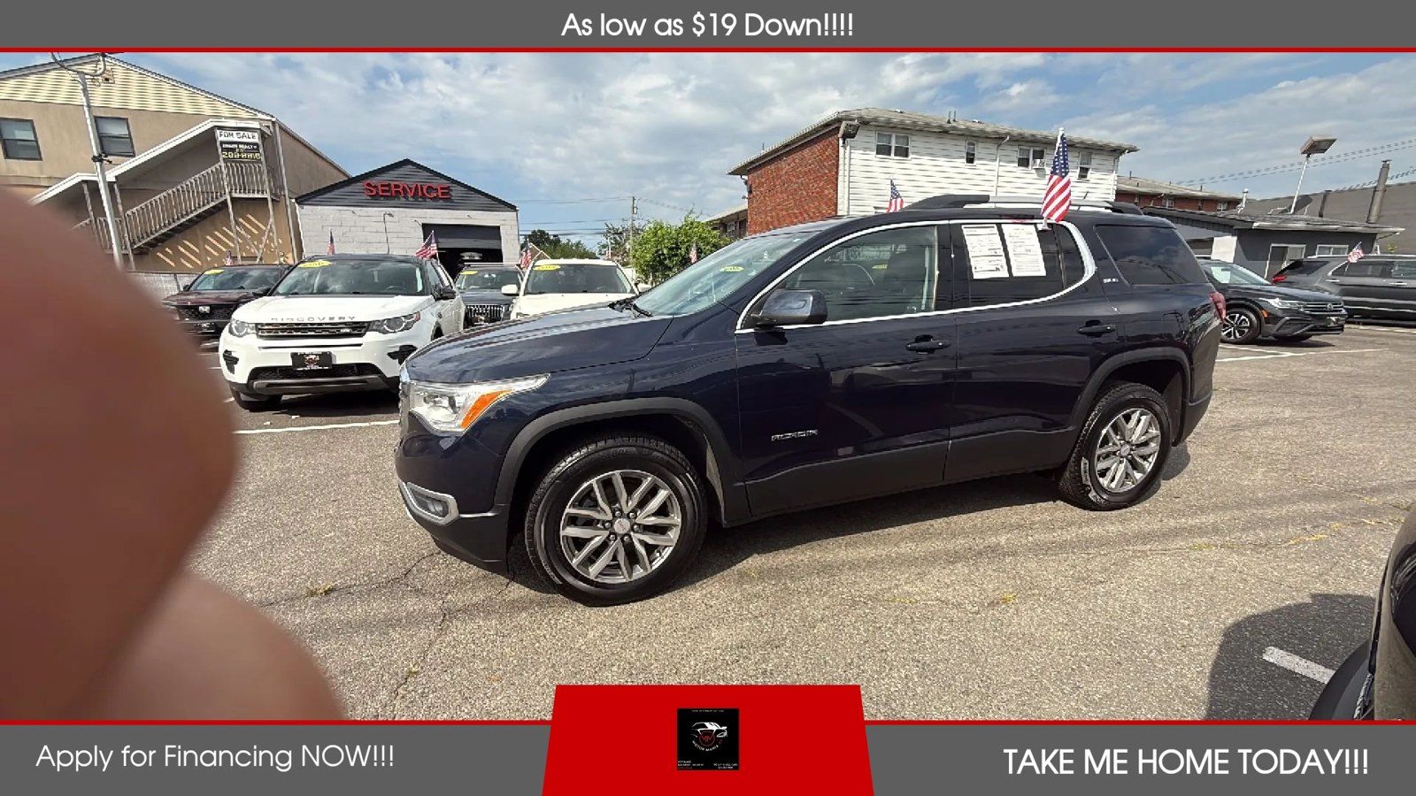 Used 2017 GMC Acadia SLE AWD/4WD image 3