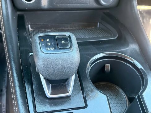 Used 2021 Nissan Rogue SL FWD image 25