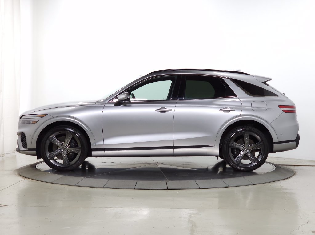 Used 2024 Genesis GV70 2.5T w/ Sport Prestige Package AWD/4WD image 6