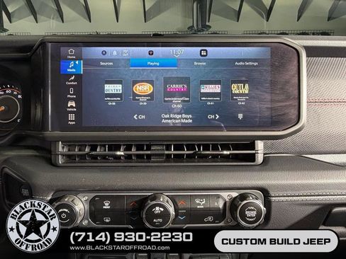 Used 2024 Jeep Wrangler Unlimited Rubicon AWD/4WD image 20