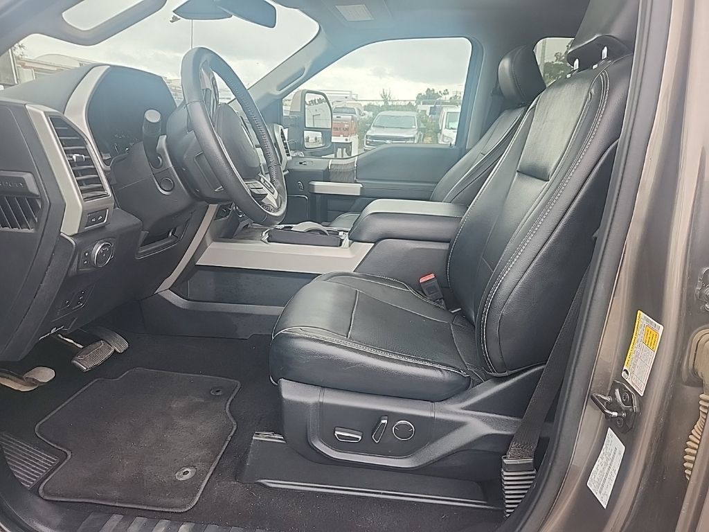 Used 2019 Ford F350 Lariat AWD/4WD image 18