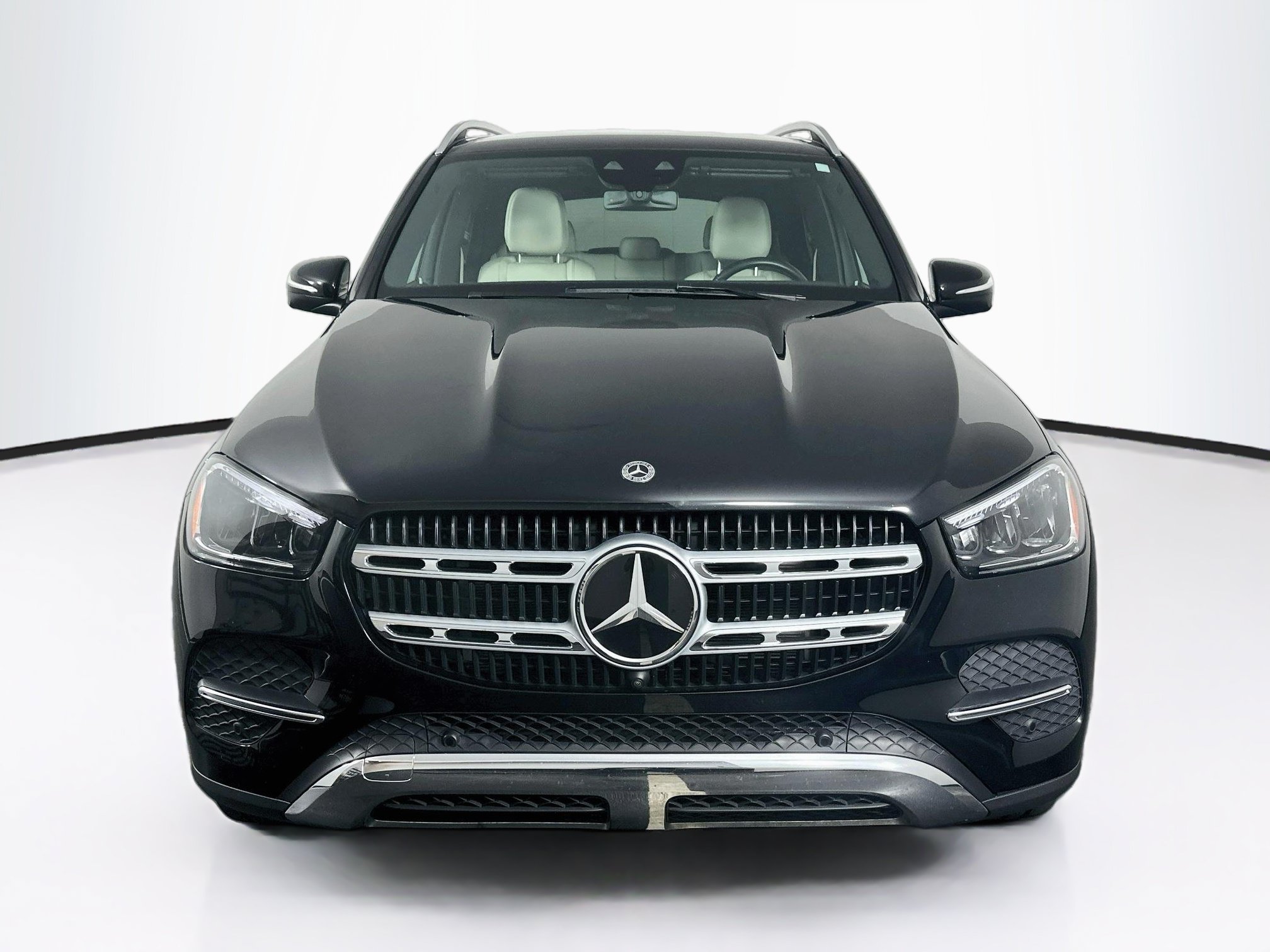 Used 2025 Mercedes-Benz GLE 350 4MATIC image 2