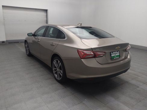 Used 2022 Chevrolet Malibu LT FWD image 5