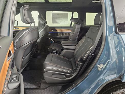 New 2026 Jeep Grand Cherokee L Summit AWD/4WD image 35