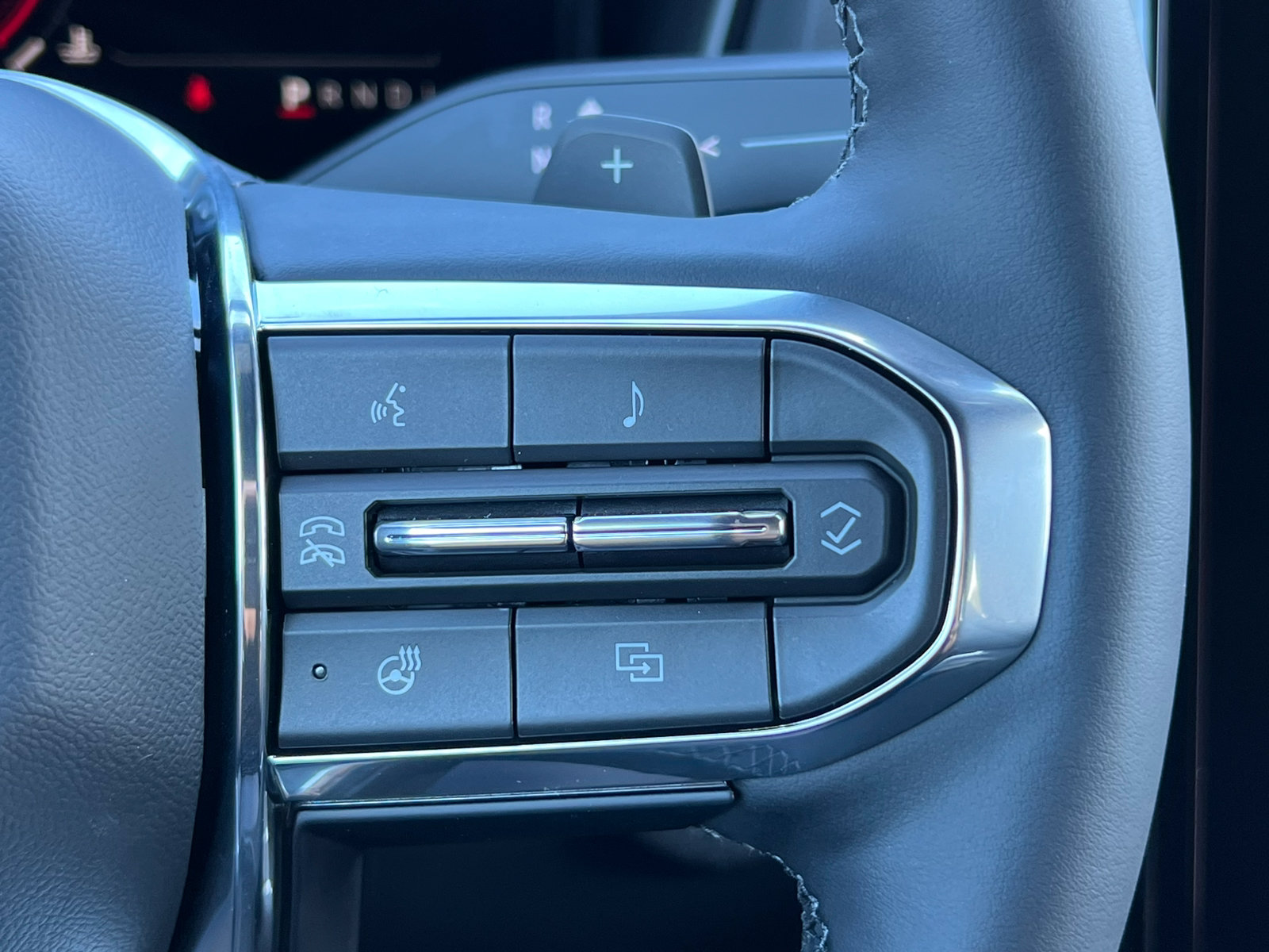 New 2027 GMC Terrain Elevation AWD/4WD image 17