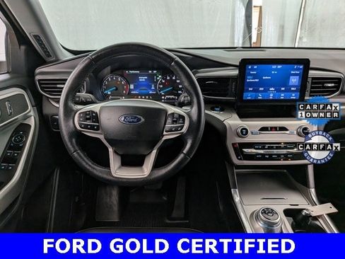 Certified 2022 Ford Explorer XLT w/ Equipment Group 202A image 27
