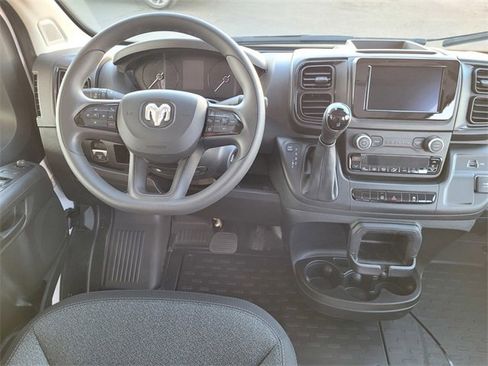 Used 2025 RAM ProMaster 2500 w/ Convenience Group image 7