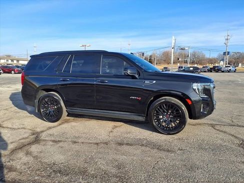 Used 2021 GMC Yukon AT4 w/ AT4 Premium Plus Package image 9