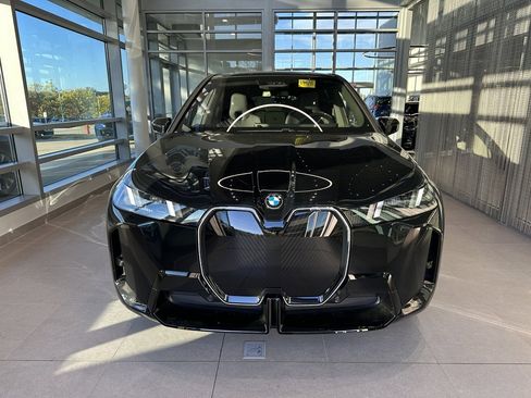 New 2026 BMW iX xDrive45 image 2