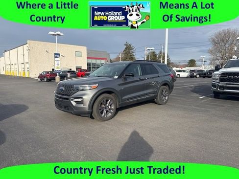 Used 2022 Ford Explorer XLT w/ Equipment Group 202A image 1