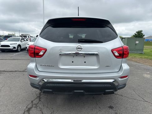 Used 2018 Nissan Pathfinder S AWD/4WD image 8