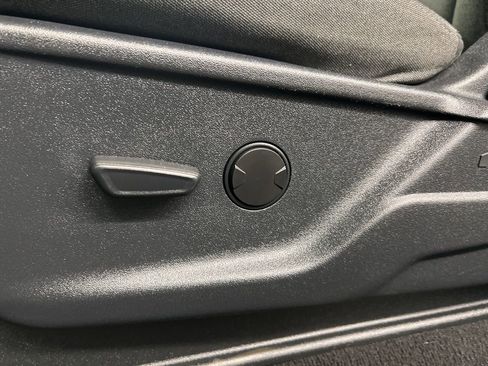 Used 2024 Ford F350 XLT image 24