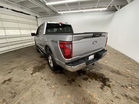 Used 2024 Ford F150 XLT w/ Mobile Office Package image 4