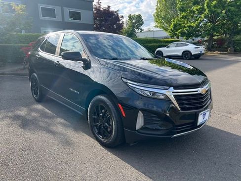 Used 2022 Chevrolet Equinox LT FWD image 1
