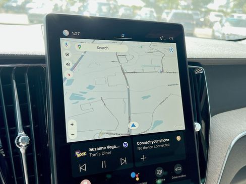 New 2026 Volvo XC60 B5 Plus w/ Protection Package Premier image 20