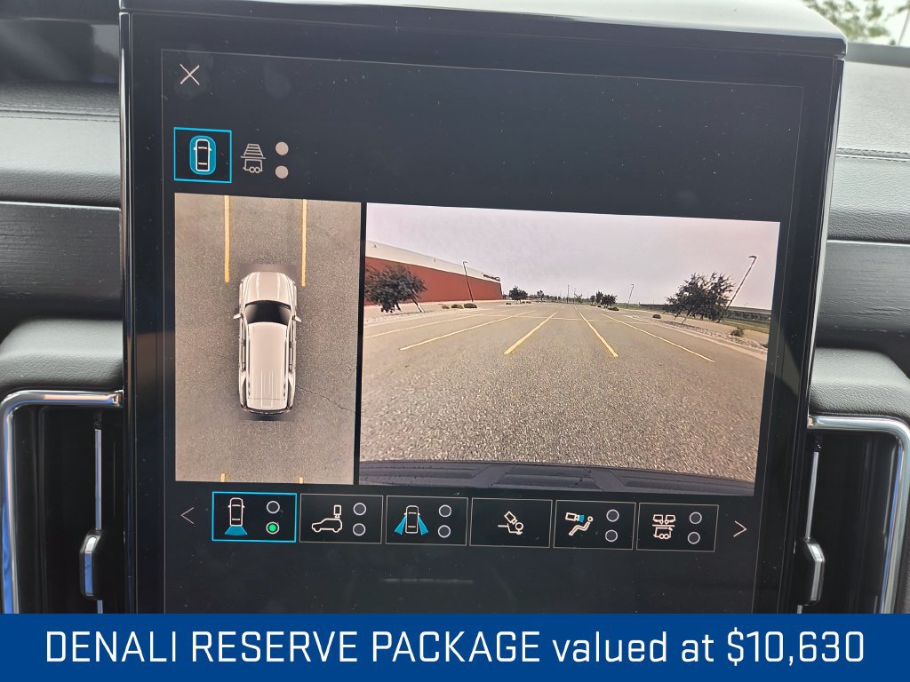 New 2026 GMC Yukon Denali w/ Denali Reserve Package AWD/4WD image 22