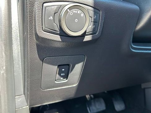 Used 2018 Ford F150 Raptor w/ Equipment Group 802A Luxury AWD/4WD image 31