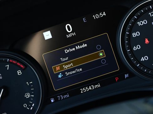 Used 2021 Cadillac XT6 Premium Luxury w/ Platinum Package image 28