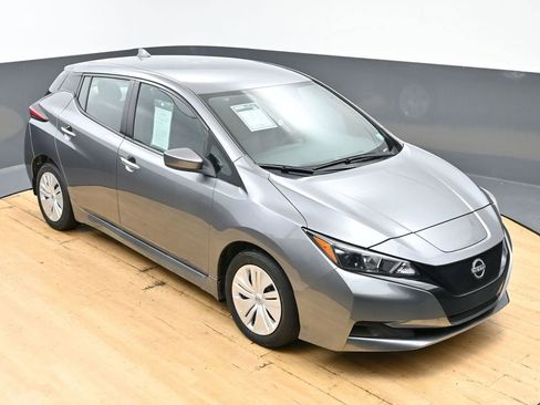 Used 2023 Nissan Leaf S FWD image 40