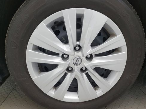 Used 2025 Nissan Sentra S FWD image 31