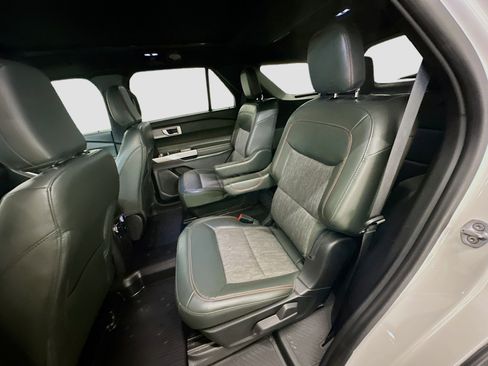 Used 2023 Ford Explorer Timberline w/ Timberline Technology Package image 30