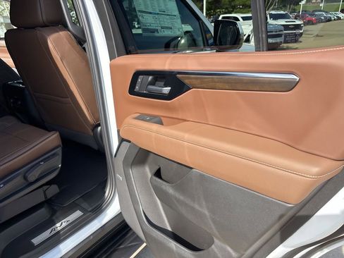 New 2026 Chevrolet Tahoe High Country AWD/4WD image 48