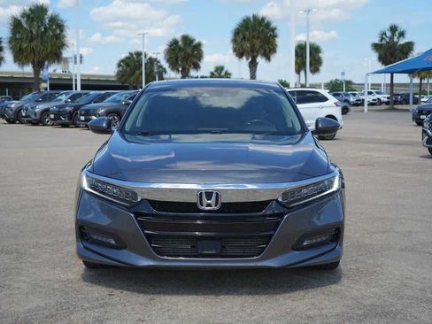 Used 2018 Honda Accord Touring image 6