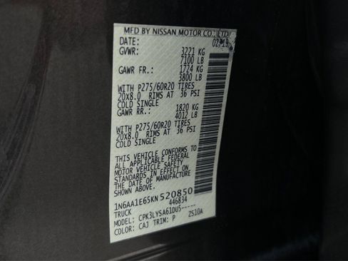 Used 2019 Nissan Titan Platinum Reserve image 55