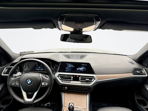 Used 2020 BMW 330i xDrive Sedan w/ Driving Assistance Package image 11