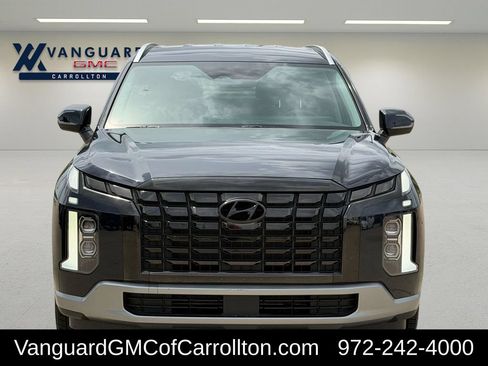 Used 2024 Hyundai Palisade SEL FWD image 3