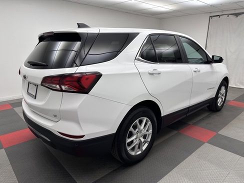 Used 2024 Chevrolet Equinox LT w/ LPO, Floor Liner Package image 6