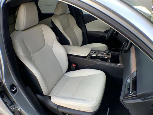 Used 2024 Lexus RX 350 Premium Plus w/ Convenience Package FWD image 25