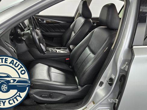 Used 2018 INFINITI Q50 Luxe w/ Cargo Package (L95) image 30