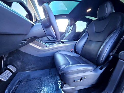 Used 2023 Tesla Model X Plaid image 28