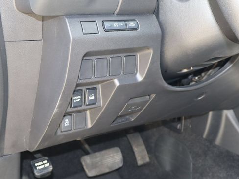 Used 2024 Nissan Frontier SV AWD/4WD image 21