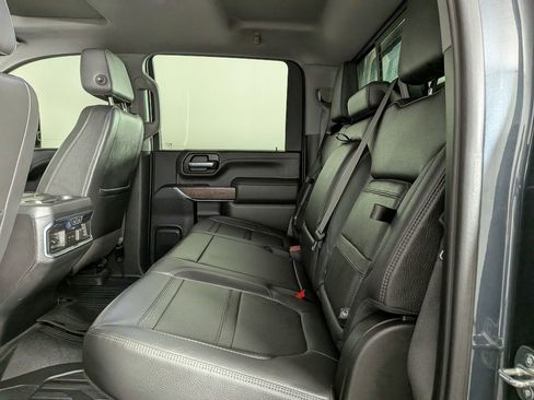 Used 2020 GMC Sierra 2500 Denali w/ Denali Ultimate Package AWD/4WD image 31