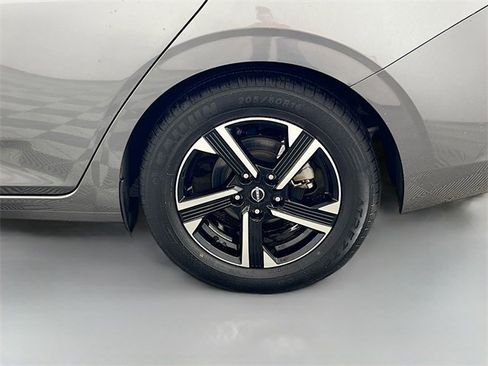 Used 2024 Nissan Sentra SV image 33