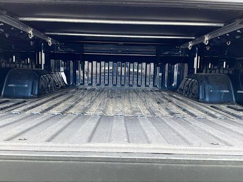 Used 2023 Chevrolet Silverado 1500 LT image 27