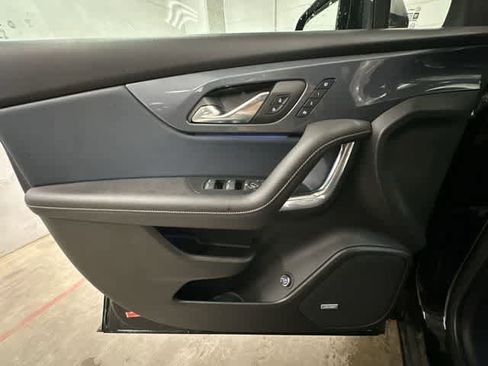 Used 2023 Chevrolet Blazer RS w/ Enhanced Convenience Package image 18