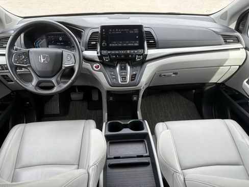 Used 2024 Honda Odyssey EX-L image 12