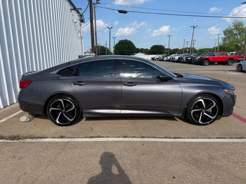 Used 2020 Honda Accord Sport image 8