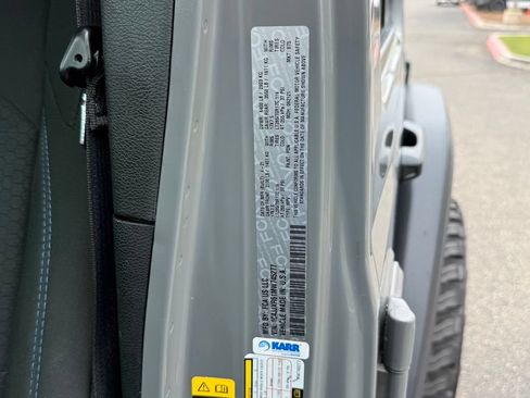 Used 2021 Jeep Wrangler Unlimited Rubicon 4xe w/ Cold Weather Group AWD/4WD image 28