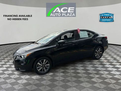 Used 2020 Nissan Versa SV image 2