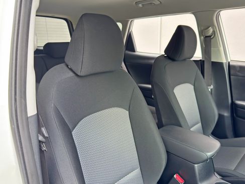 Used 2025 Kia Soul S FWD image 34