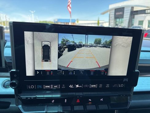 Used 2025 GMC Hummer EV 3X w/ LPO, Dark Essentials Package AWD/4WD image 22