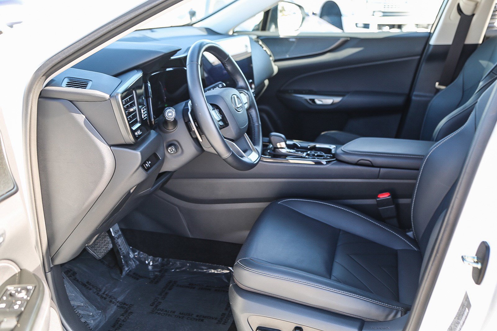 Used 2026 Lexus NX 450h+ AWD w/ Accessory Package (Z2) image 17