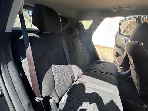 Used 2025 Kia Sportage LX FWD image 33