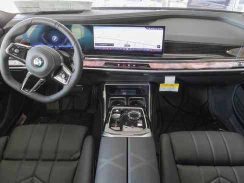 New 2026 BMW 740i xDrive AWD/4WD image 21