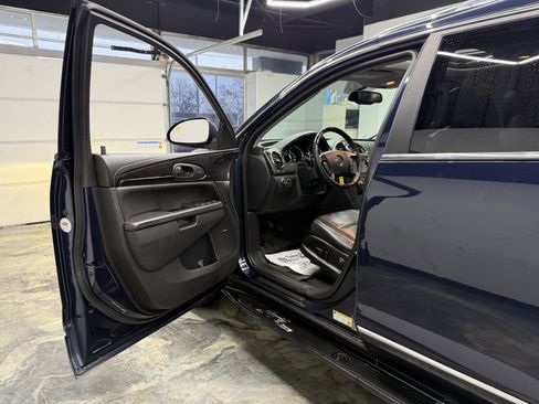 Used 2015 Buick Enclave Leather w/ Trailering Package image 9