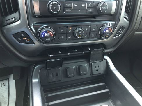 Used 2016 Chevrolet Silverado 1500 LTZ Z71 image 21